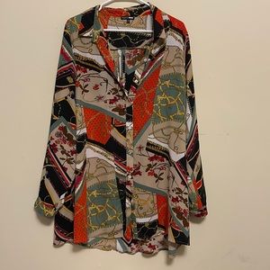 Long sleeves button up blouse, super comfy, SO MANY WAYS TO STYLE IT.